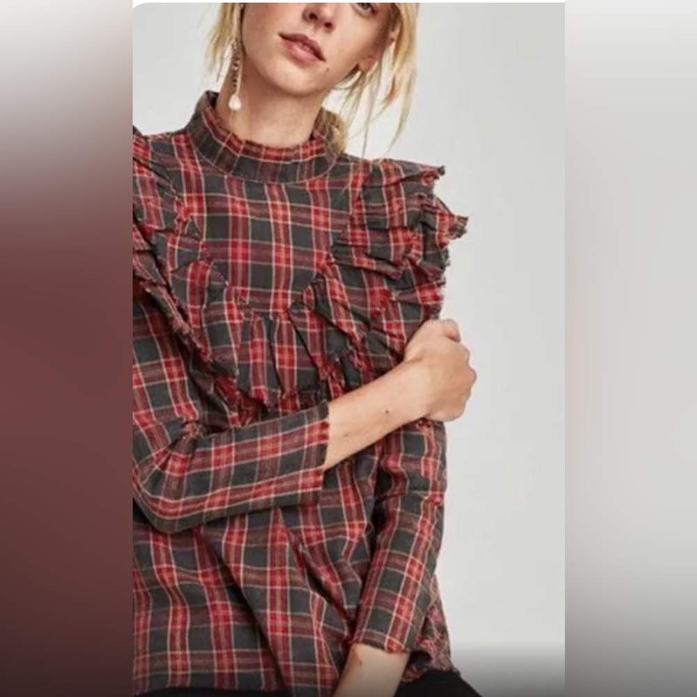 Zara plaid ruffle blouse